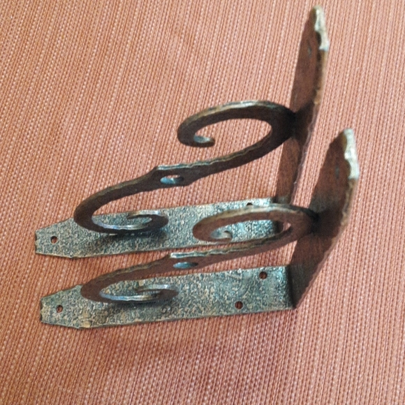 Vintage Copper Brackets - Picture 2 of 2